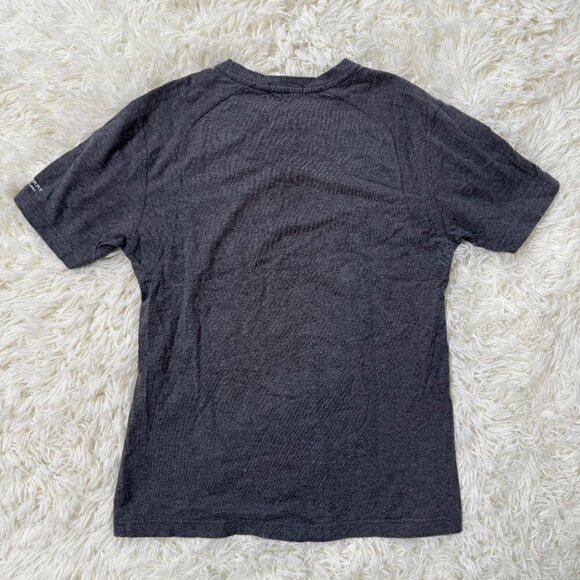 Burberry Tee - Picture 3 of 9